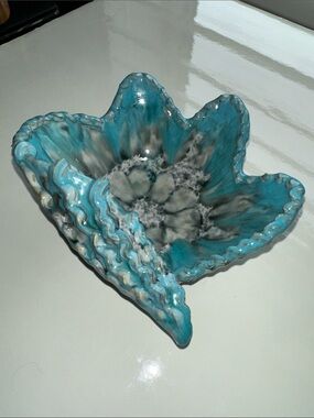 Vintage Italian Handcrafted Turquoise Ceramic Shell Shaped Decorative Bowl